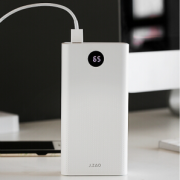 快充大容量！J.ZAO 某 东京造 JP209MT 18W/22.5W 移动电源 30000mAh 89元（双重优惠）