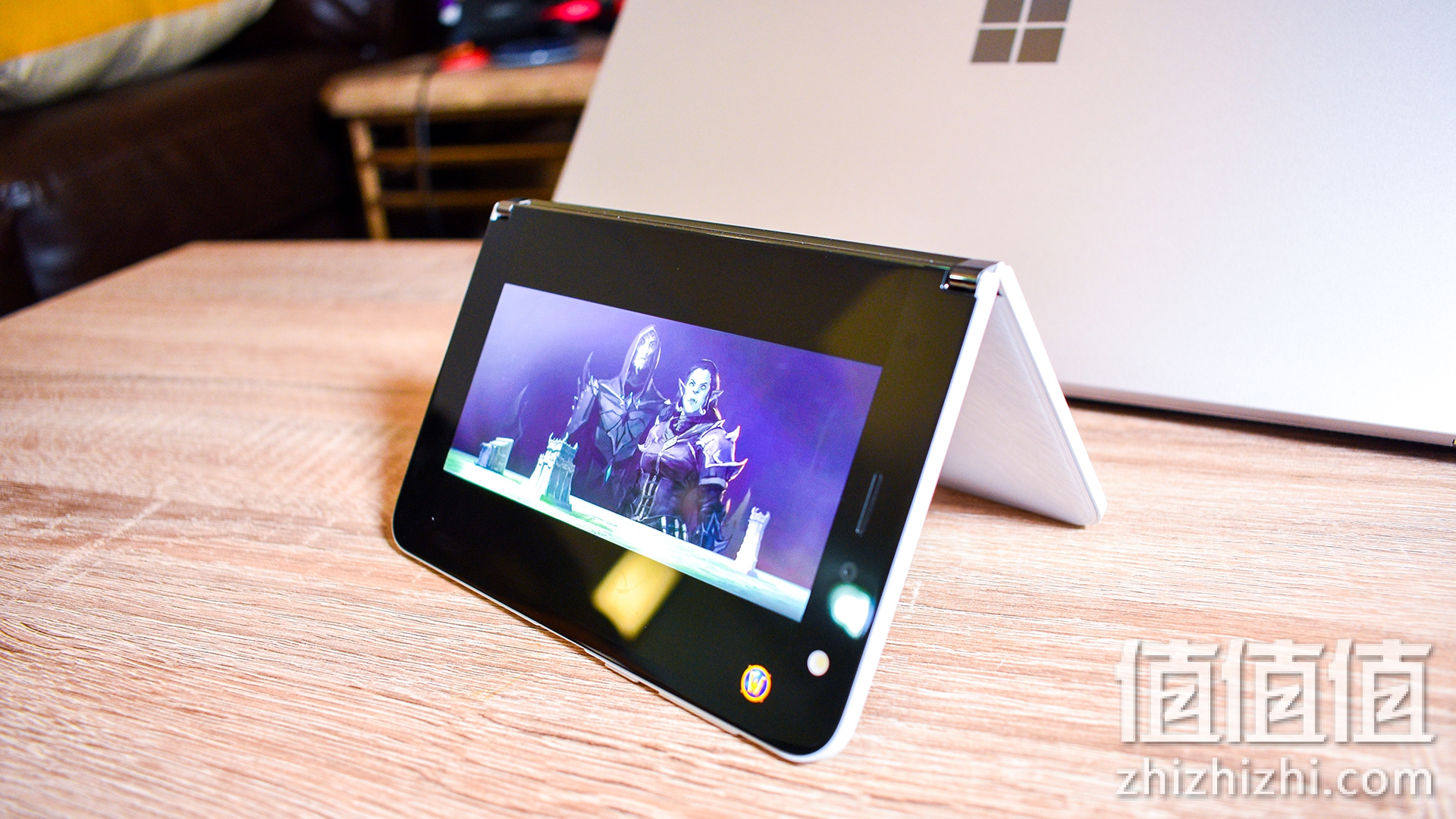 微软Surface Duo折叠屏手机评测