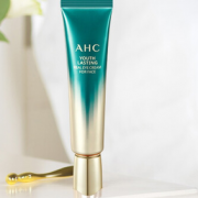 提拉紧致！AHC 第九代多效修护全脸眼霜 30ml 17.83元（包税，需买3件，共53.5元，需用券）