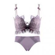 PLUS会员：Glambody MAGIC NATURAL LINE 682085 女士聚拢内衣套装