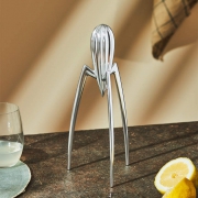 是榨汁机也是艺术品，Alessi PSJS 外星人柑橘榨汁机