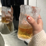 北欧ins简约极冻新品冰川纹玻璃杯水杯红