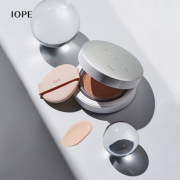 IOPE 艾诺碧 晶钻空气自然气垫粉底液 SPF50+/PA+++ 15g 赠圆形包