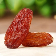 京东极速版：惠寻 新疆红玫瑰葡萄干 250g