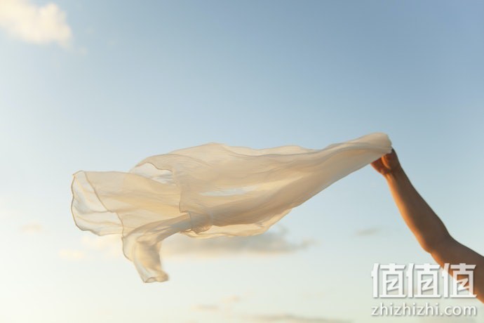 怎么选择男士围巾？男士围巾选购指南