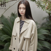CHIN 祺 310540 女士中长款风衣