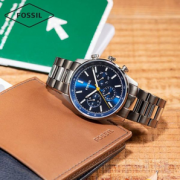旗舰店出品，Fossil 化石 Sullivan系列 BQ2448 三眼计时石英男表