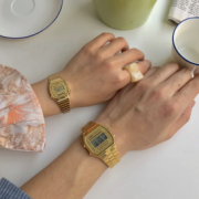 CASIO 系列中性款数码手表，不锈钢手镯 – a168wg  含税到手约275.08元