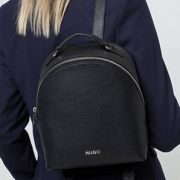HUGO Hugo Boss 雨果·博斯 Victoria SM 女士真皮双肩包50441547 到手￥939.41