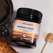 新西兰原装进口 melora 麦卢卡蜂蜜 250g/瓶 UMF5+