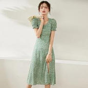 白鹿语 桃心方领碎花 连衣裙  WYU216760703
