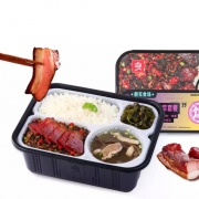 限1039件、16日12点：良品铺子 湘味腊肉外婆菜套餐 自热米饭 420g