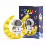 HUIQIBAO TOYS 汇奇宝 拼装积木 太空人灯光版 368颗粒