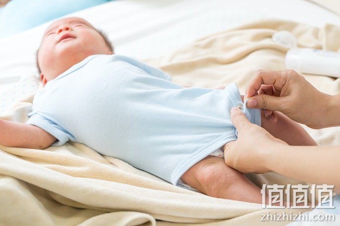 如何选购宝宝的内衣？婴幼儿内衣选购指南
