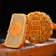 软绵带酥！一品粤 花满月月饼礼盒 蛋黄莲蓉 125g