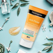 白 菜价！Neutrogena 露得清 水杨酸祛痘磨砂洗面奶 150ml 到手￥24.79