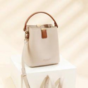 前500件：Semir 森马 女士单肩斜挎包  b1D050530342