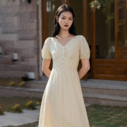 17日10点：茵曼 1812246BHM363 女士提花收腰连衣裙