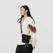 VANS 范斯 VN0A4UTBBLK 男女款斜挎包