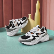 22日10点、限1000件：SKECHERS 斯凯奇 88888105-BKGD 男女款休闲运动鞋