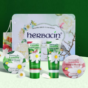 herbacin 贺本清 小甘菊小鸟礼盒四件套(经典手霜20ml +特润修护霜20ml +柔皙手霜20ml +经典圆罐20ml )