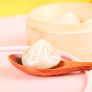河豚家族 无锡灌汤小笼包 25g*48只装  48元包邮（需领券）