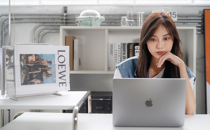 Apple MacBook Air 13.3 新款8核M1芯片(7核图形处理器) 8G 256G SSD 银色 笔记本电脑 MGN93CH/A