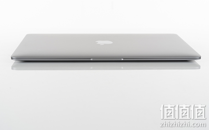 Apple MacBook Air 13.3 新款8核M1芯片(7核图形处理器) 8G 256G SSD 银色 笔记本电脑 MGN93CH/A