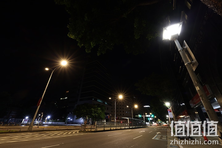 Canon RF 14-35mm f/4L IS USM 体验报告｜不仅更广更稳 还有0.38x近摄能力