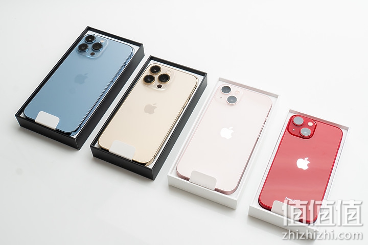 4款iPhone 13开箱动手玩 内外有这些细节改变
