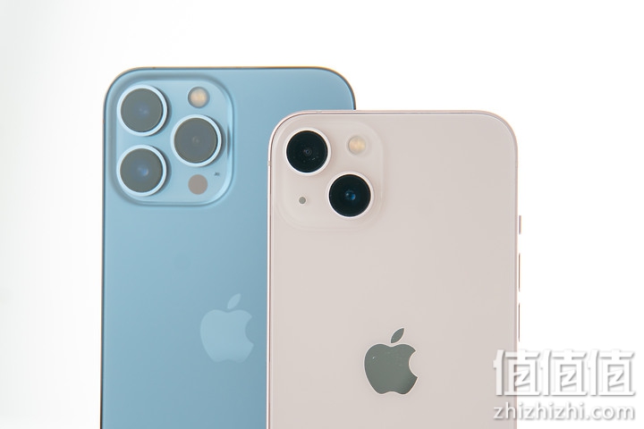 4款iPhone 13开箱动手玩 内外有这些细节改变