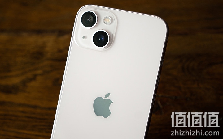 iPhone 13 Pro 相机深度体验并与它机做比对｜小升级却很有感！