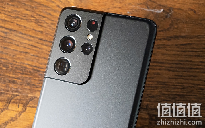 iPhone 13 Pro 相机深度体验并与它机做比对｜小升级却很有感！