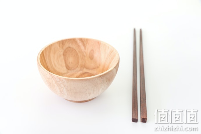 婴儿餐具怎么选？宝宝餐具选购指南