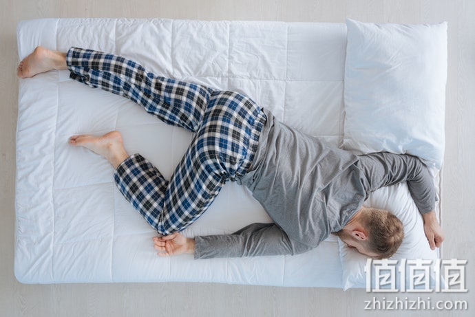 如何选择适合自己的护发产品？男士免冲洗护发素选购指南