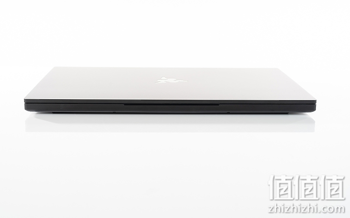 Razer 雷蛇 灵刃17游戏本评测：硬件与散热升级带来强大性能