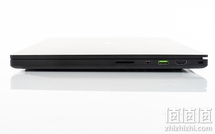 Razer 雷蛇 灵刃17游戏本评测：硬件与散热升级带来强大性能