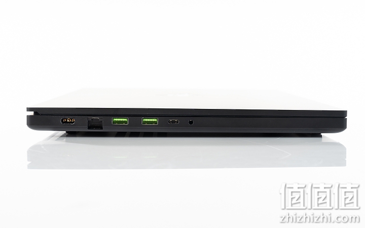 Razer 雷蛇 灵刃17游戏本评测：硬件与散热升级带来强大性能