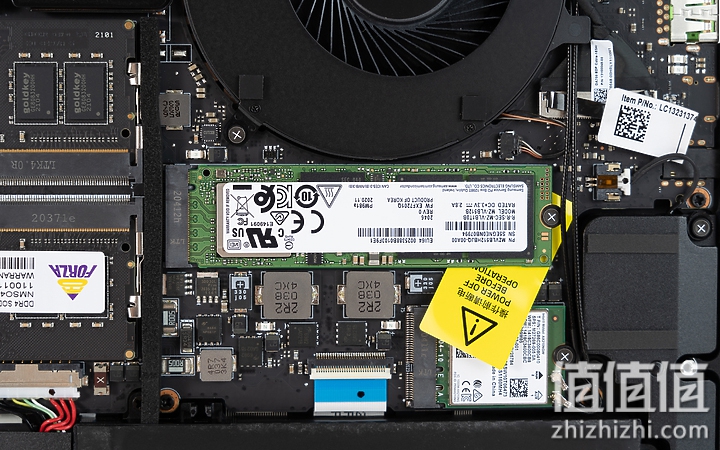 Razer 雷蛇 灵刃17游戏本评测：硬件与散热升级带来强大性能