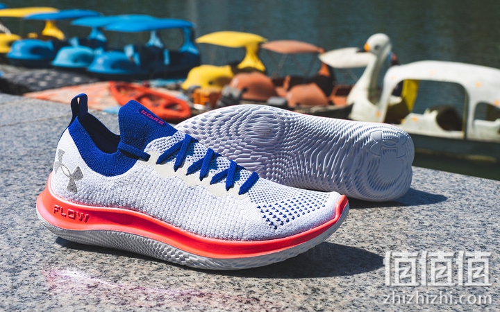 UA Flow Velociti SE 开箱分享 舍弃外底橡胶的「中大底科技」！