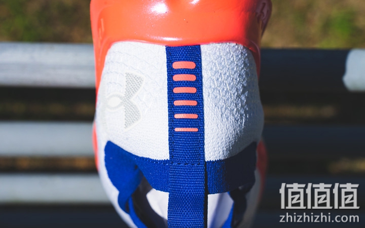 UA Flow Velociti SE 开箱分享 舍弃外底橡胶的「中大底科技」！