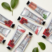 聚划算百亿补贴:韩束 护手霜礼盒装 40ml*3支