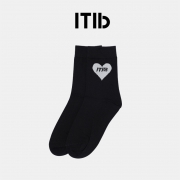 ITIB 爱心字母黑色中筒袜