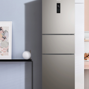 Midea 美的 BCD-247WTM(E) 三门电冰箱 247L