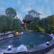 双11预售：扬州瘦西湖温泉度假村 书香大床/双床房1晚+双早+瘦西湖游览+泡温泉套餐+黑珍珠定制菜肴