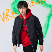 马克华菲 男子短款羽绒服