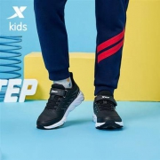 特步 运动儿童运动裤*2+运动鞋+卫衣