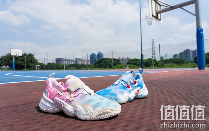 Adidas Trae Young 1 开箱分享：前卫造型、掀起新世代浪潮！