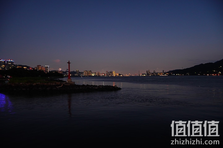 Tamron 18-300mm f/3.5-6.3 DiIII-A VC VXD评测：一镜走天下 便携与画质全都有