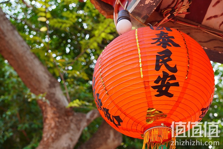 Sigma 18-50mm f/2.8 DC DN Contemporary 评测：290g的副厂镜皇就是香！